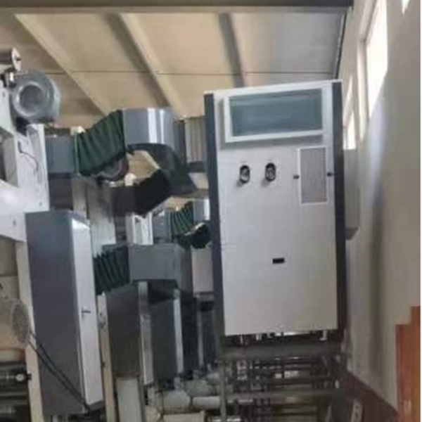 某包裝廠新機配套某機械廠8色印刷機